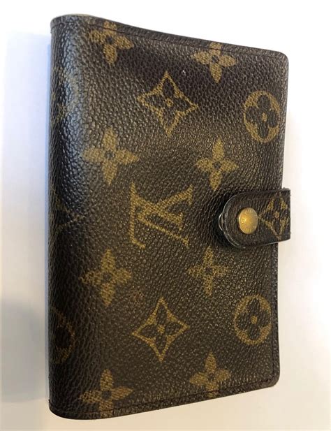 vintage louis vuitton wallets lining